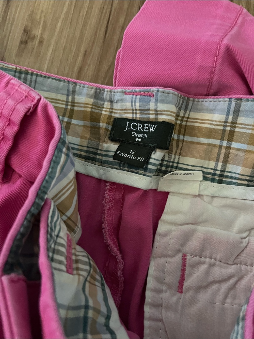 J.Crew Favorite Fit Stretch Pink Capris Size 12 - Picture 2 of 7